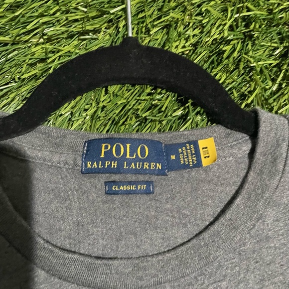 Polo tee - Picture 2 of 2